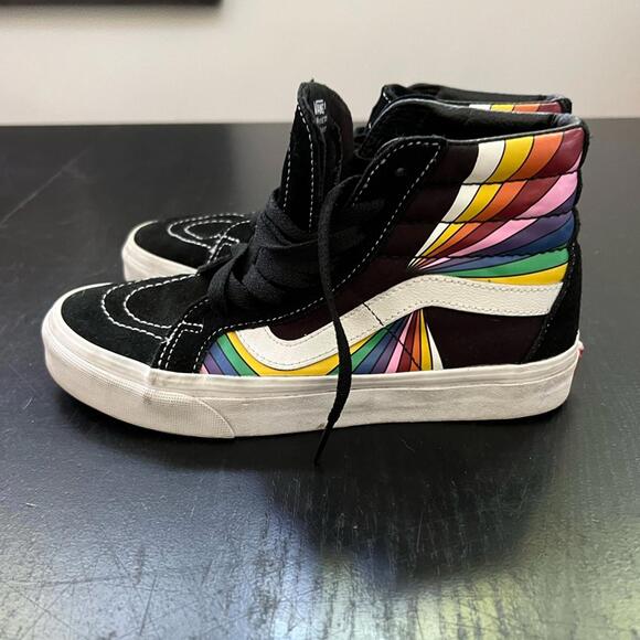 Vans Unisex Black w\ Rainbow Accents High-Top Sneakers - 6M/7.5W - Picture 1 of 5